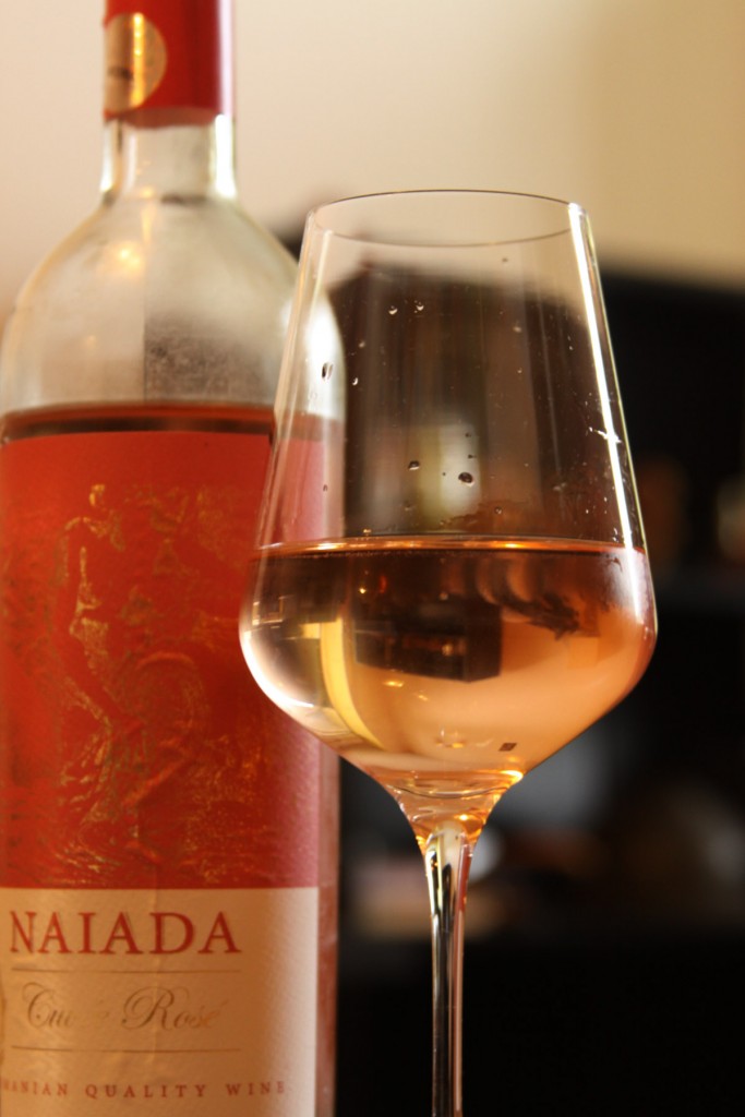 Degustare-Vin-Rose-Domeniile-Ostrov
